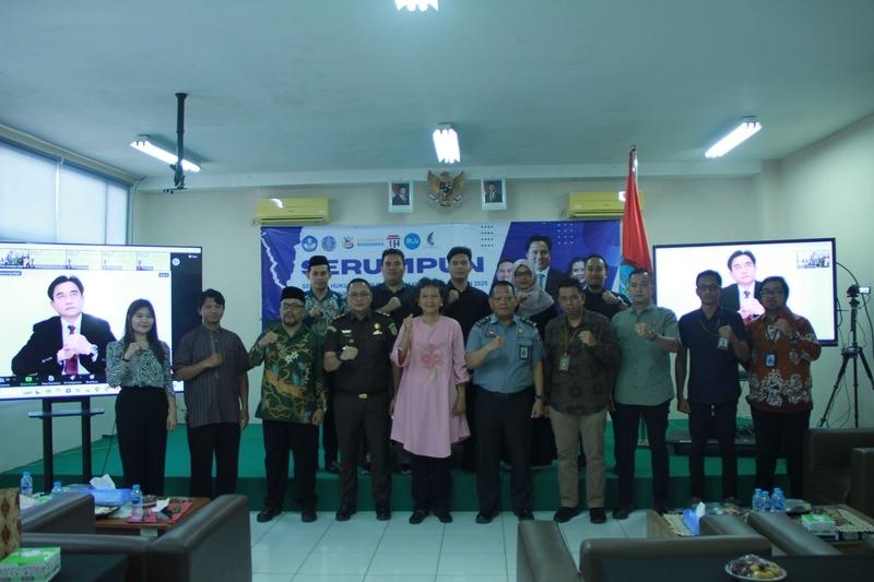 SERUMPUN 4 FH UBB DISKUSIKAN KONTRIBUSI HUKUM DALAM TANTANGAN NASIONAL DAN GLOBAL